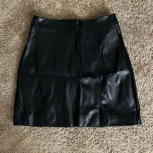 Hollister Mini Skirt. Size Small